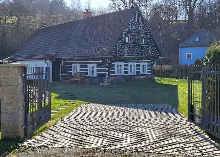 Poloroubenka Podkrkonosi شاليه