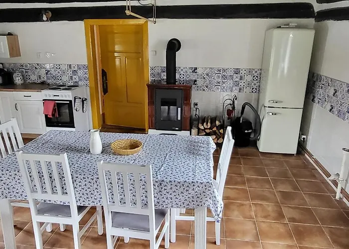 Poloroubenka Podkrkonosi Alpesi faház *